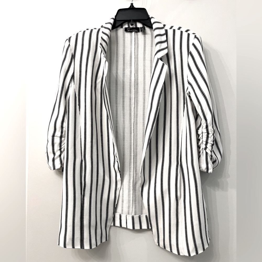 🤍Femme by Design Chic Black and White Striped Blazer
